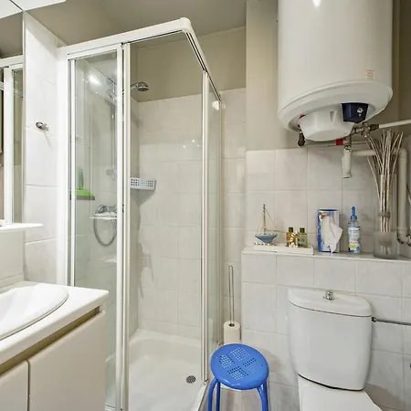 In St-idesbald With Sea View Balcony, Cleaning Included Apartment *