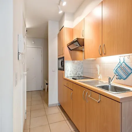 In St-idesbald With Sea View Balcony, Cleaning Included Apartment Koksijde