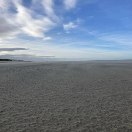 In St-idesbald With Sea View Balcony, Cleaning Included * Koksijde